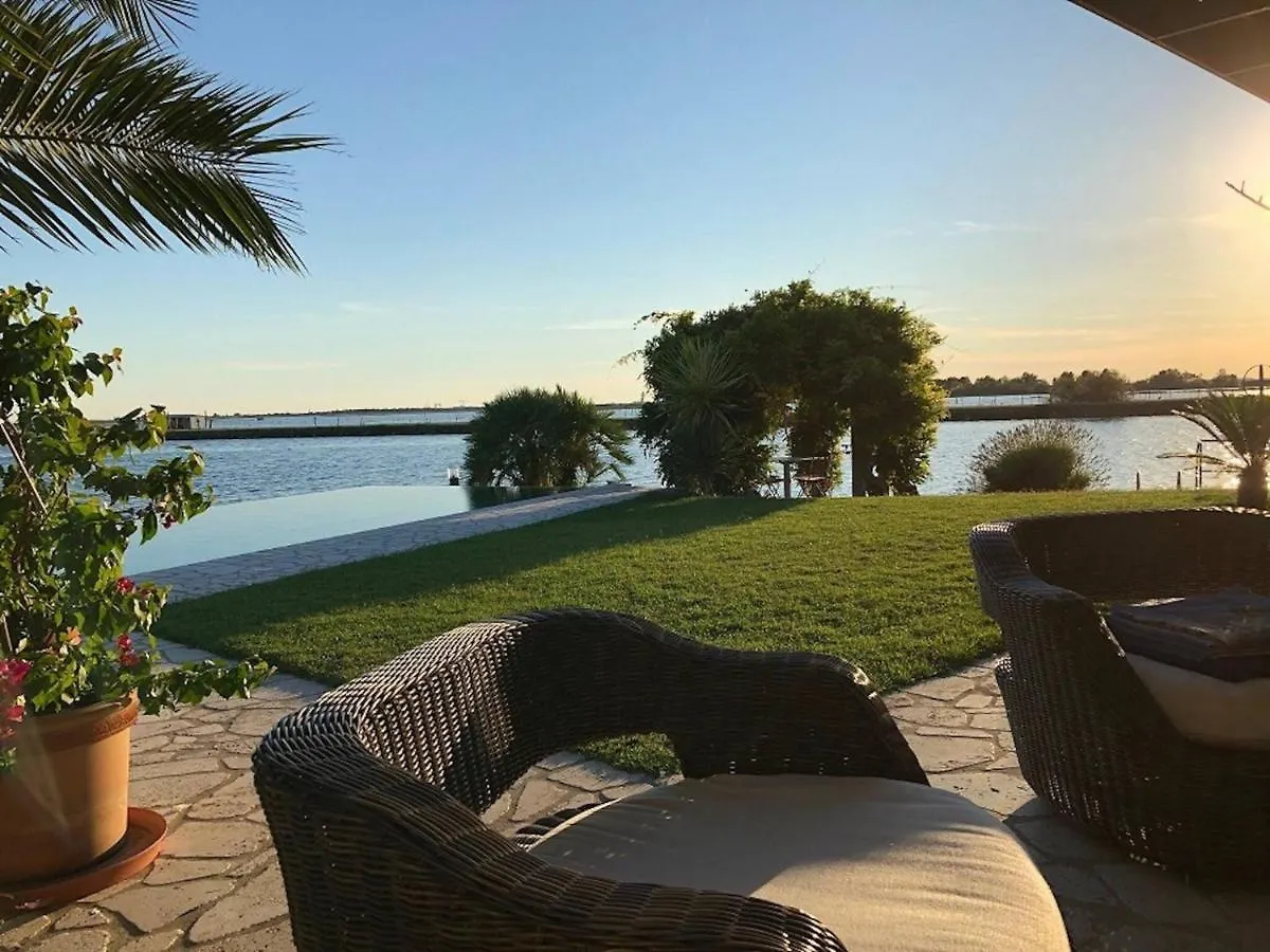 Beautiful Villa With Private Pool - Isola Albarella Albarella Island